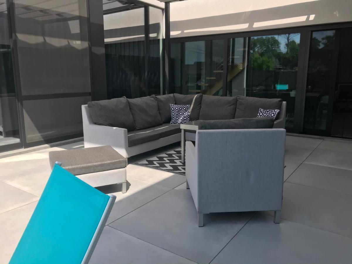 B&B Vita Roka met extra Luxe Privé Wellness Ursel Exterior foto