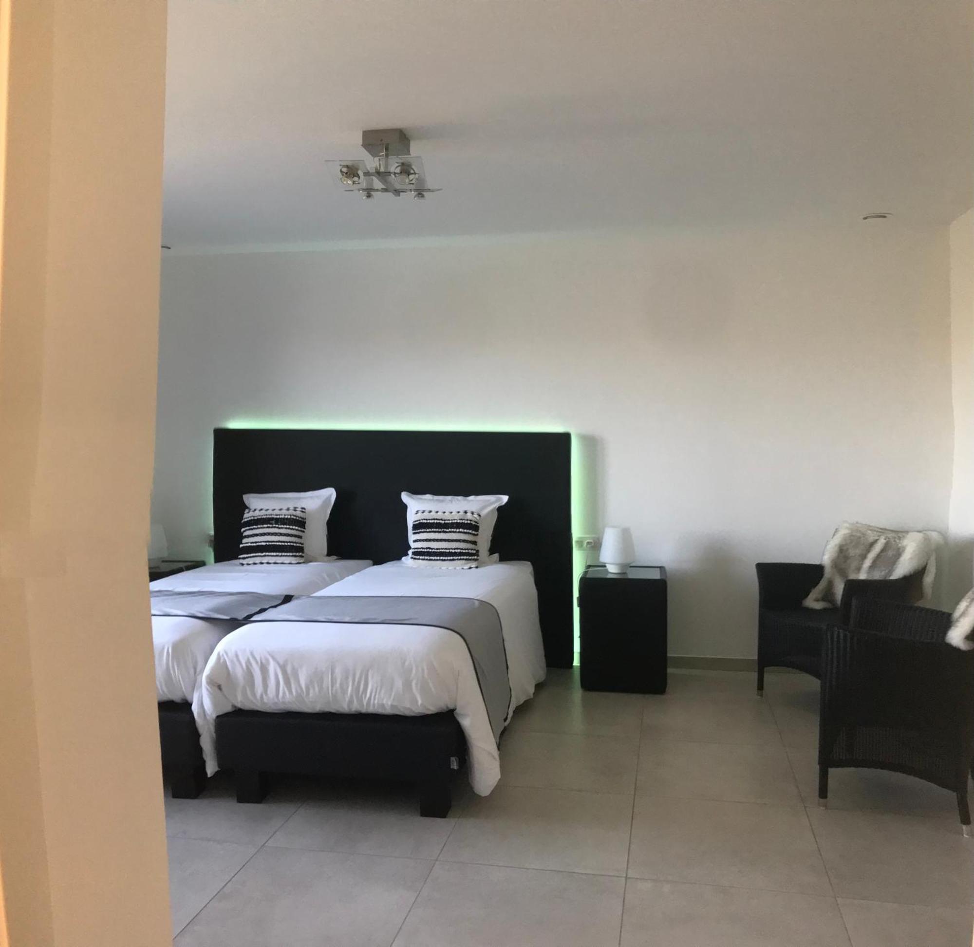 B&B Vita Roka met extra Luxe Privé Wellness Ursel Exterior foto